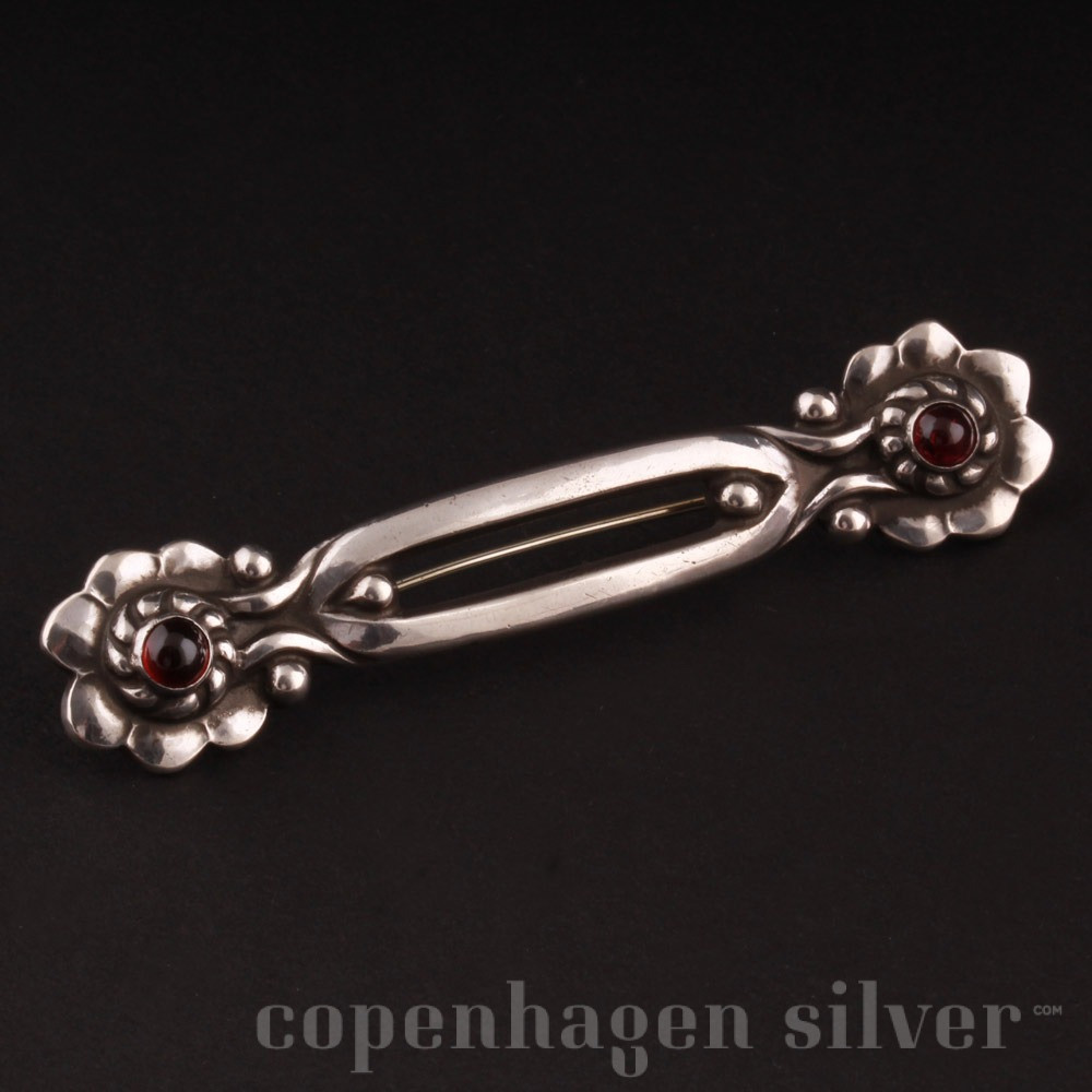 Georg Jensen Brooches | Silver and gold brooch i amazing design